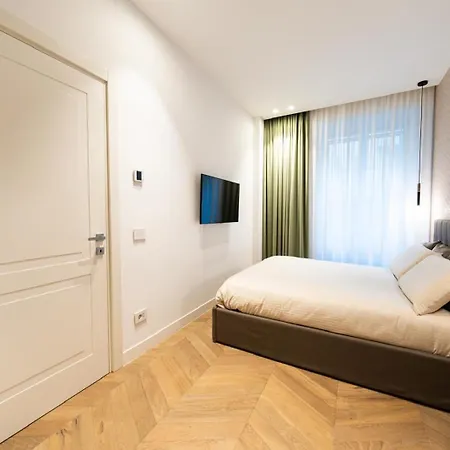 Ferienwohnung Palazzo Fontana Duomo View Golden House Mailand Exterior foto
